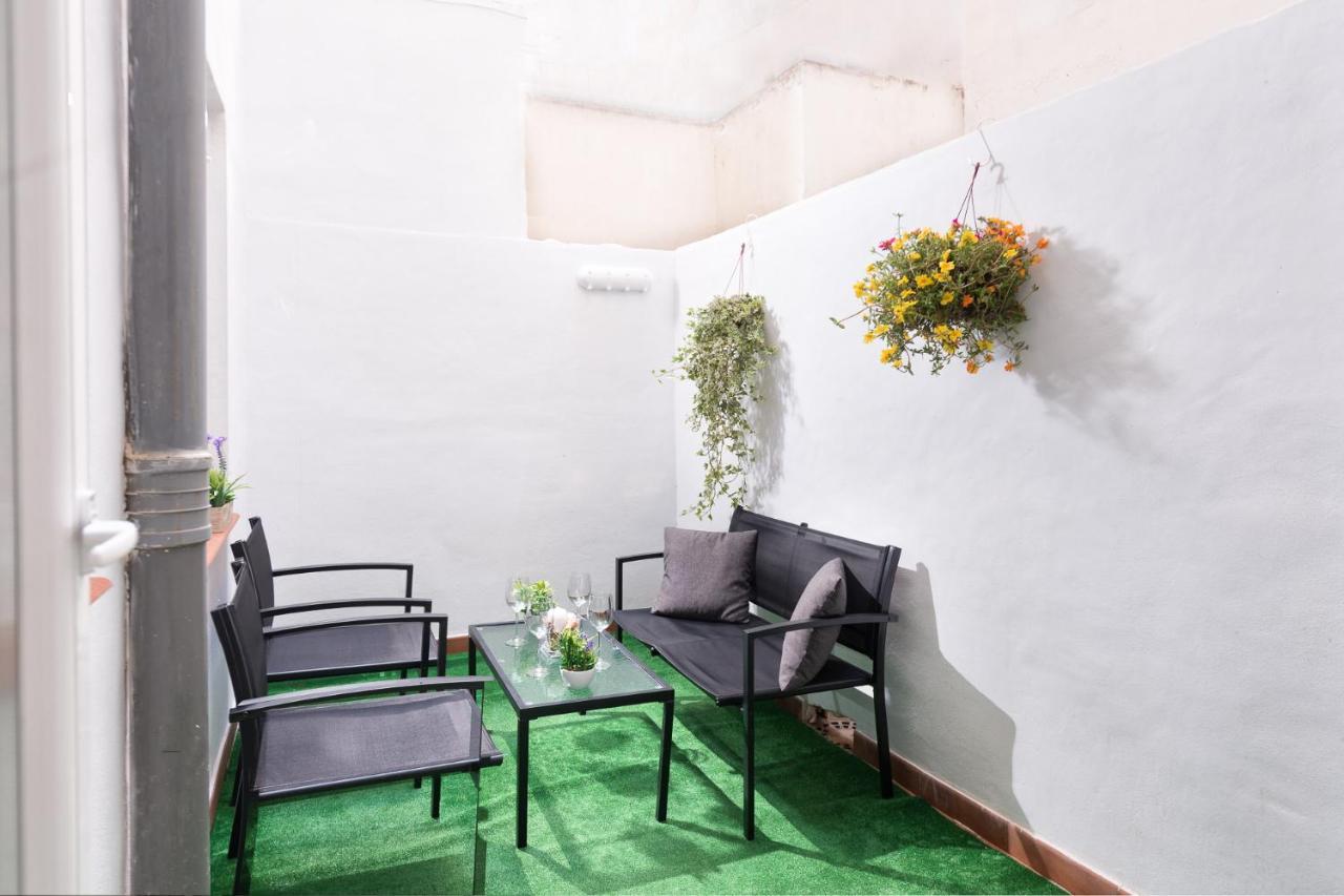Cozy 3 Bed Apartment In The Heart Of Alicante Eksteriør bilde