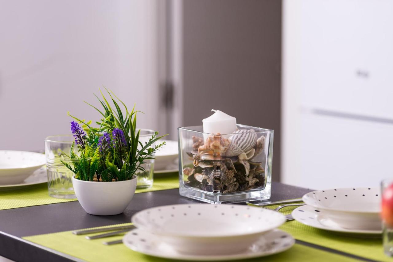Cozy 3 Bed Apartment In The Heart Of Alicante Eksteriør bilde